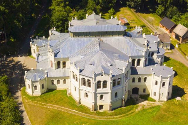 Česko - Světce  1shutterstock_1929483620.jpg