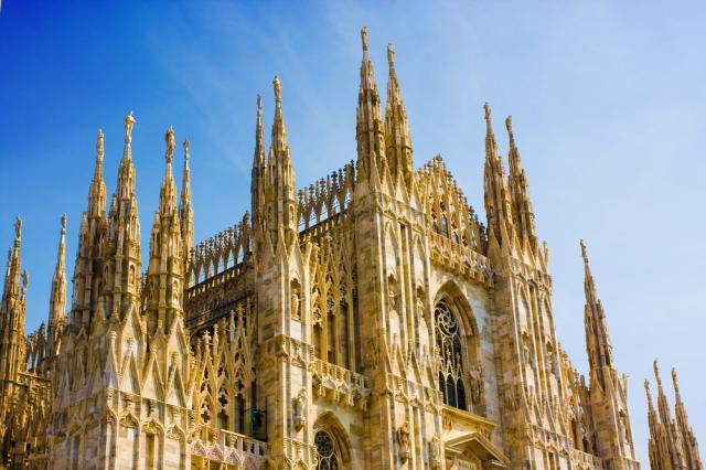 Miláno - Dóm shutterstock_17054299.jpg