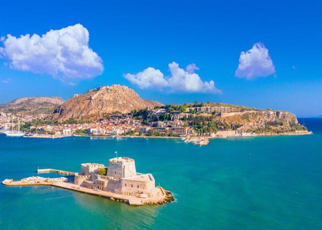 Řecko - Nafplio shutterstock zm_2041475642.jpg