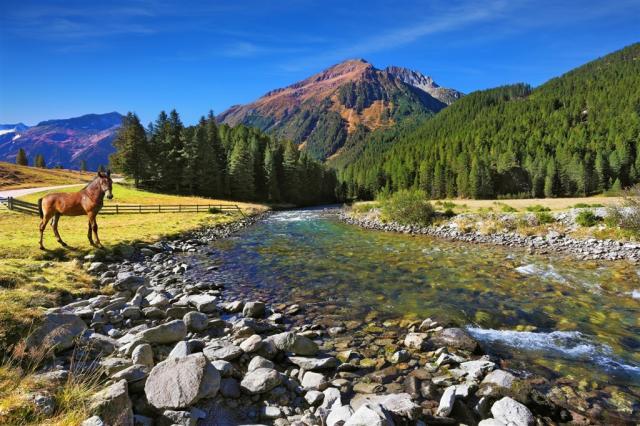 Rakousko NP Krimmel z shutterstock_208716562.jpg