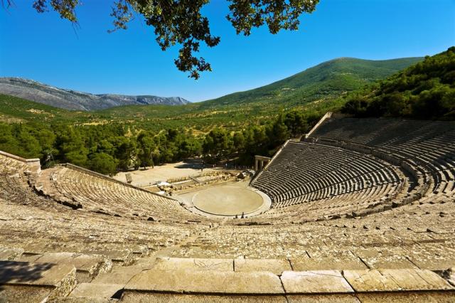 Řecko - Epidaurus shutterstock_298885067.jpg