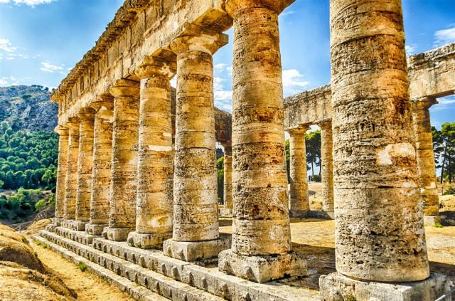 Itálie Sicílie Segesta shutterstock_347143586.jpg