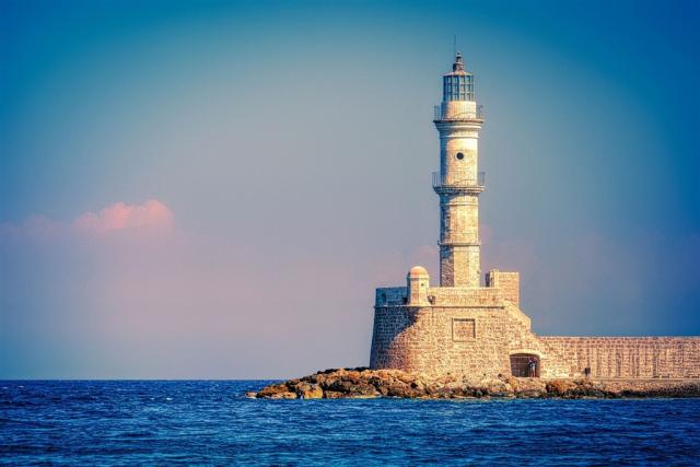 Kréta - Chania - maják -5804240_1920.jpg