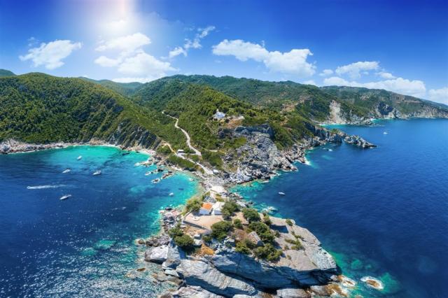 Skopelos - Agios Ioannis_shutterstock_2219470269.jpg
