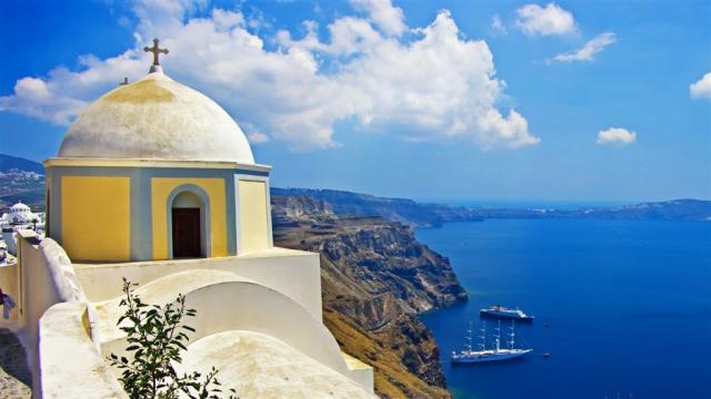 Řecko - Santorini shutterstock_72632872 (1).jpg