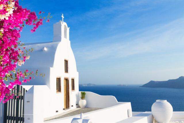 Řecko - ostrov Santorini, typické bílé domky shutterstock_21950