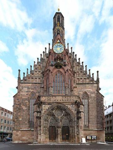 454px - Nuernberg - Frauenkirche - gp[1]
