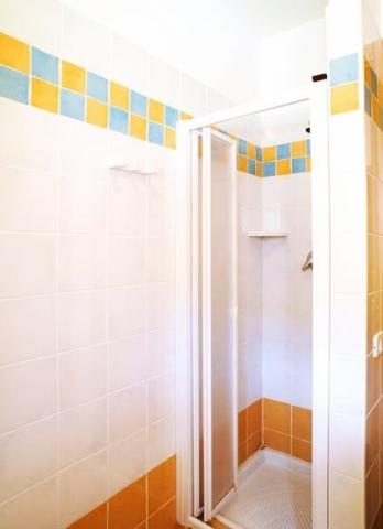 Shower.jpg