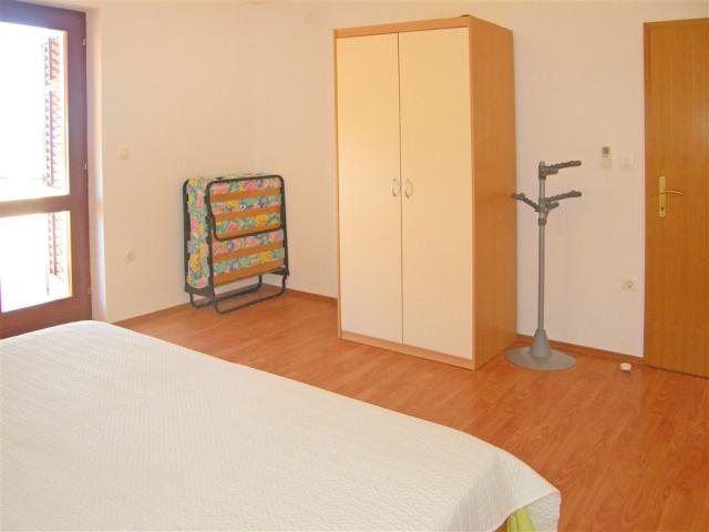 2418730-15.jpg
