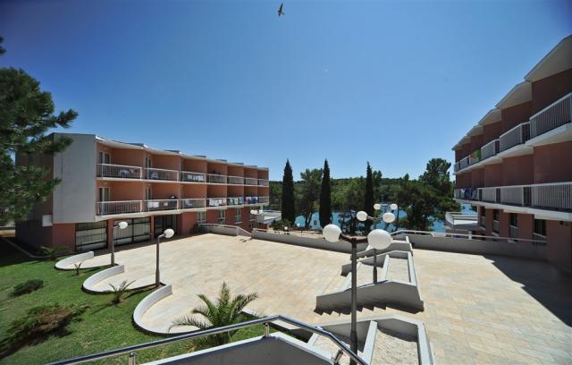 Centinera