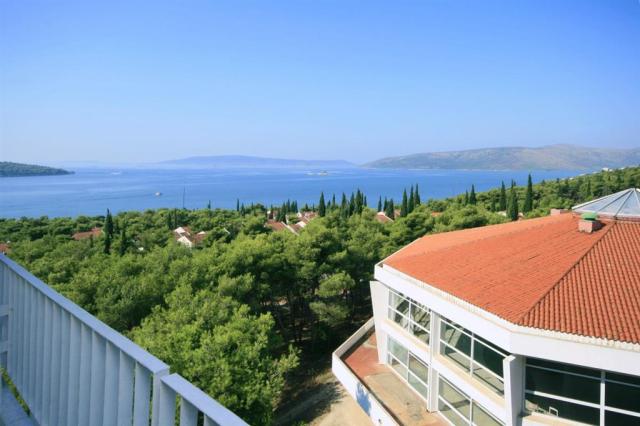 Superior_no_balcony_(1).jpg