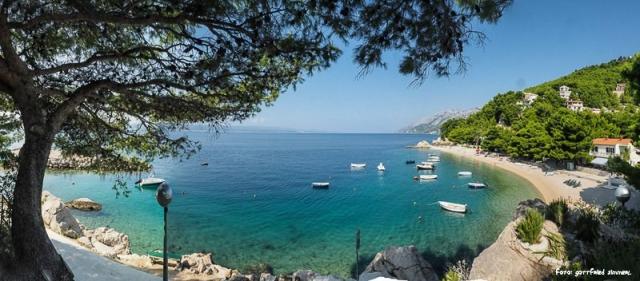 Brela beach 3.jpg