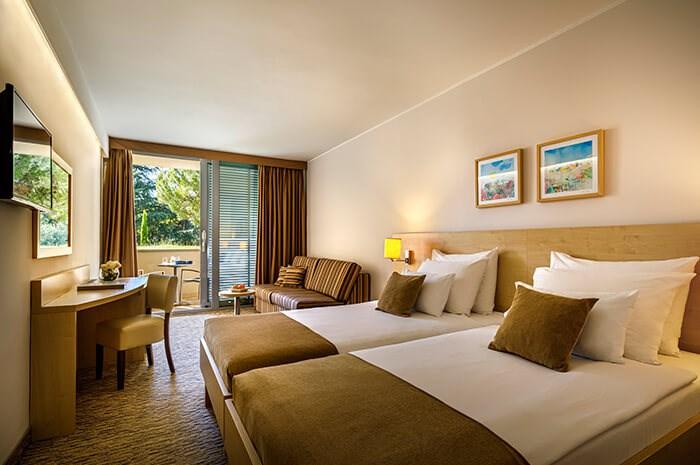 valamar-parentino-hotel-standard-family-room-balcony-01.jpg