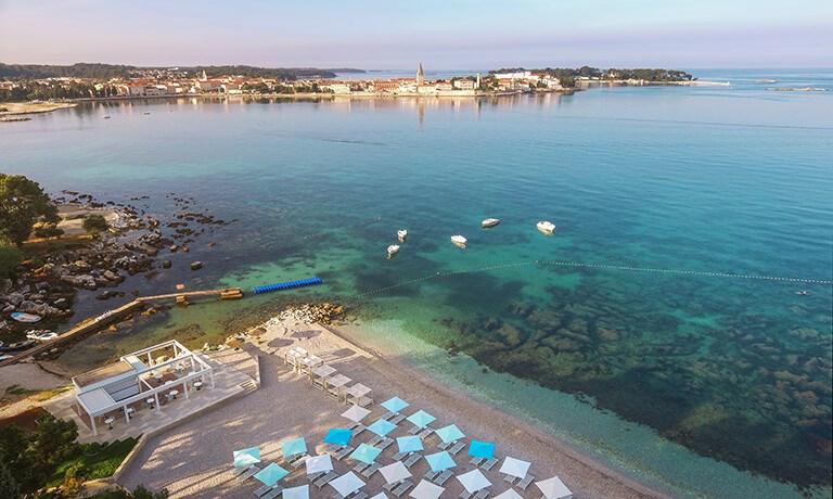 valamar-parentino-hotel-val-parentino-family-beach-sc-05.jpg