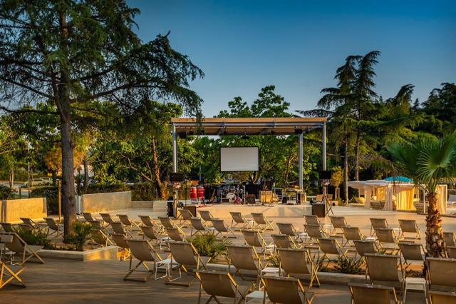 valamar-parentino-hotel-open-air-cinema1.jpg