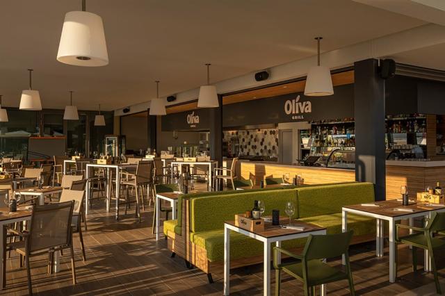 valamar-parentino-hotel-oliva-restaurant-interior.jpg