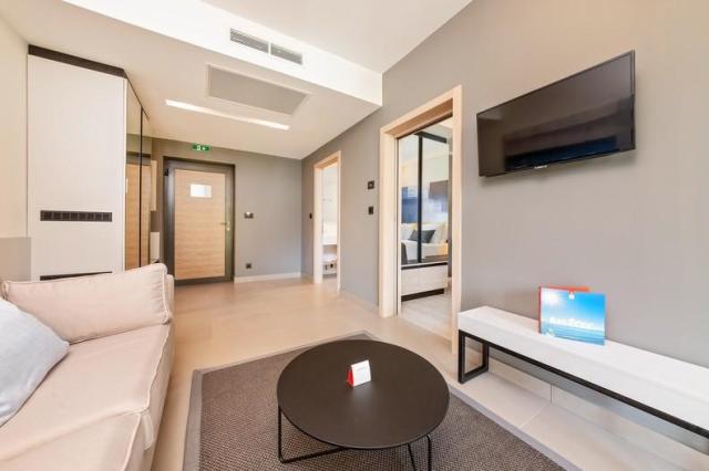 Premium suite.jpg