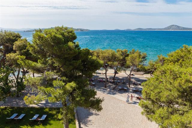 Villas Arausana and Antonina beach 5.jpg