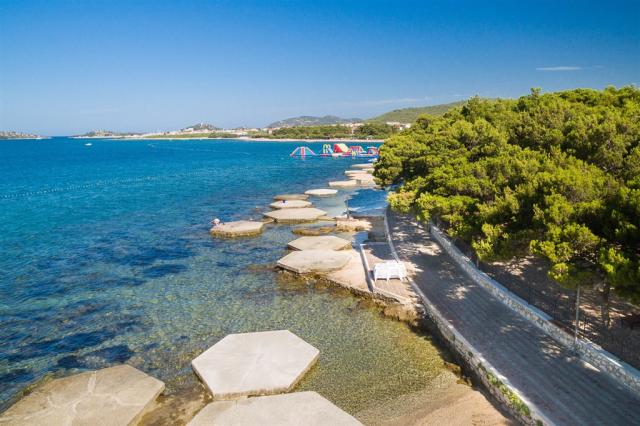 Villas Arausana and Antonina beach.jpg