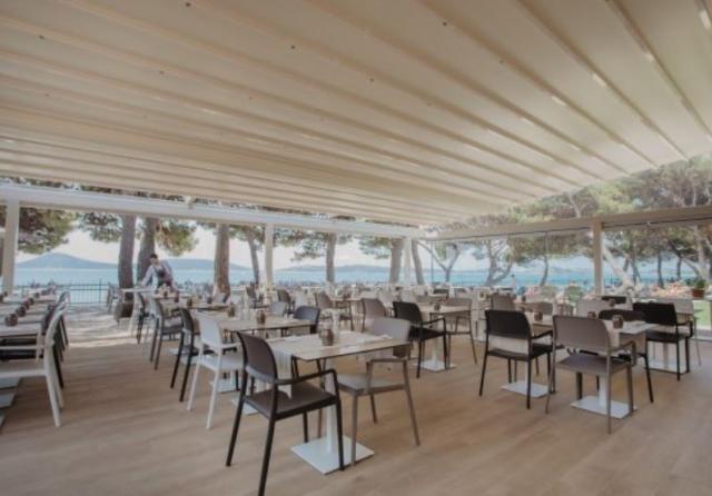Villas Arausana and Antonina restaurant 2.jpg