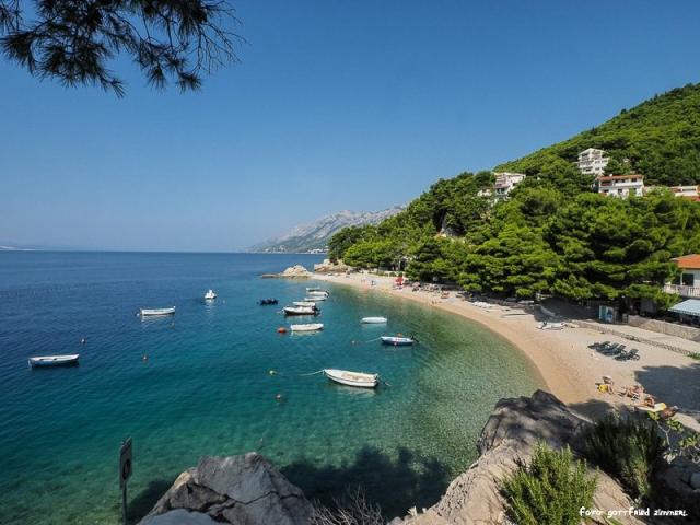 Brela beach1.jpg