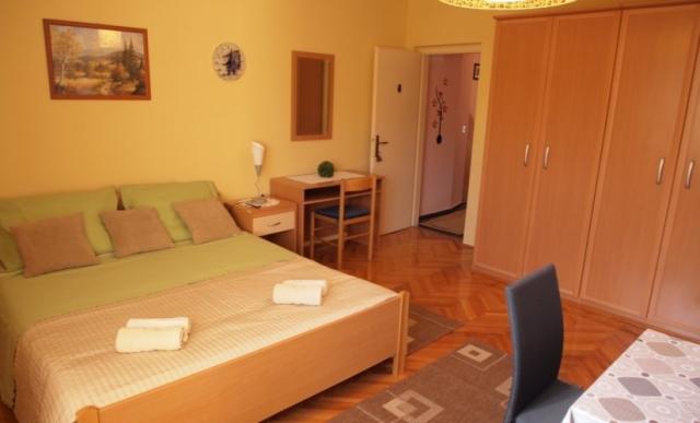 p1019364_medium.jpg