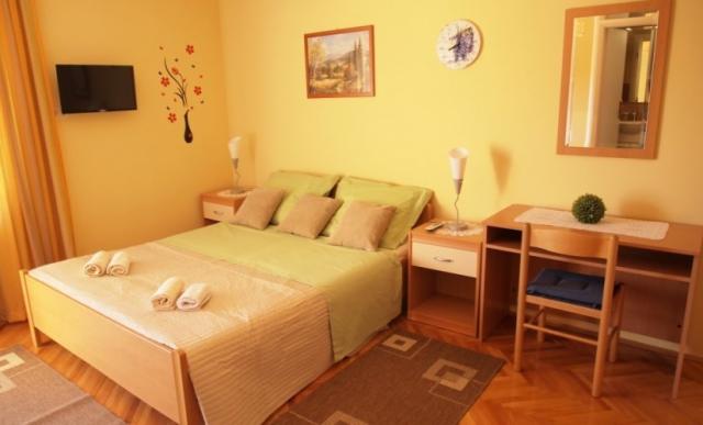p1019373_medium.jpg