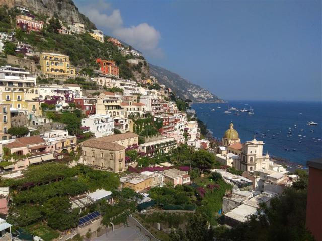 Positano z vyhlidky.jpg