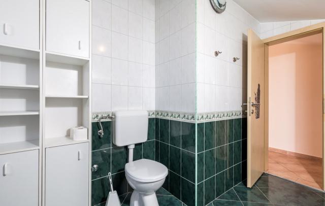ckp831_bath_03.jpg