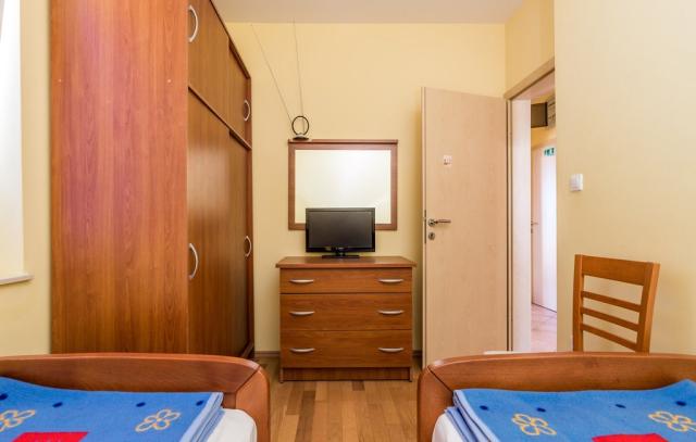 ckp831_bed_07.jpg