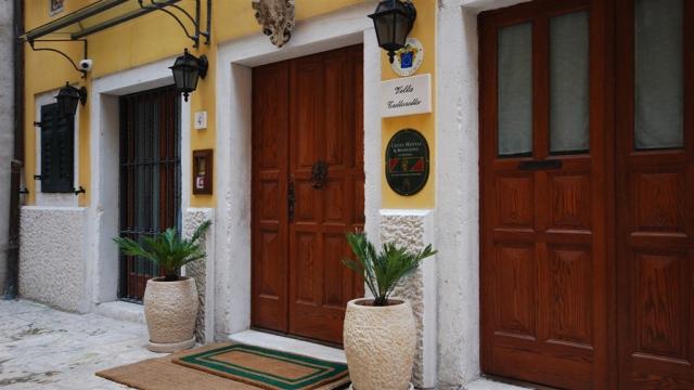 property_176_1_20Jun30-1593544521.jpg