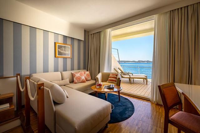 dubrovnik-president-valamar-hotel-superior-double-room-balcony-