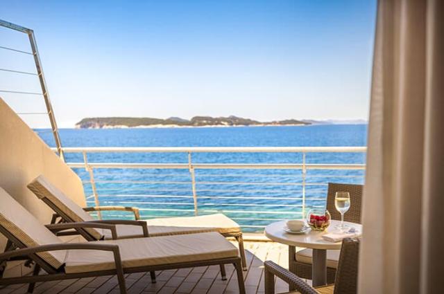 dubrovnik-president-valamar-hotel-superior-double-room-balcony-