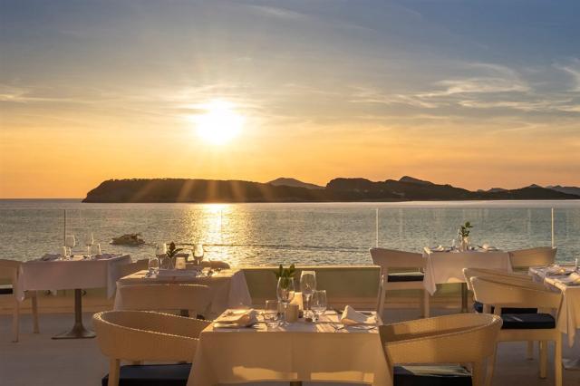 dubrovnik-president-valamar-hotel-restaurant-terrace-view.jpg