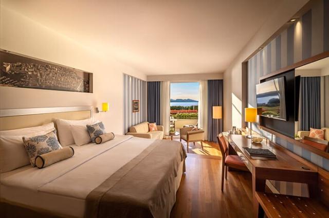dubrovnik-president-valamar-hotel-deluxe-double-room-balcony-se