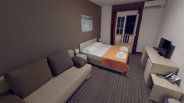 Hotel-Belvedere-10082018_094629.jpg
