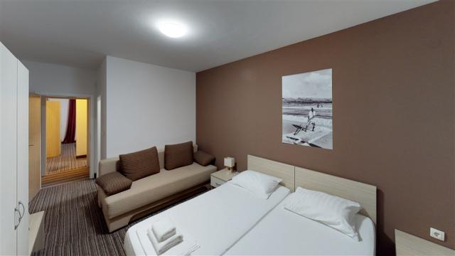 Hotel-Belvedere-Bedroom(6).jpg