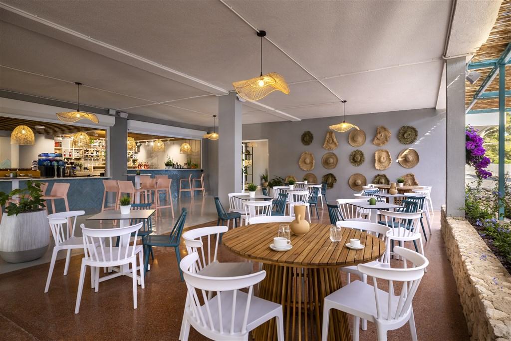684bef96428bb-Sunny Makarska by Valamar_Sunny bar_02.jpg
