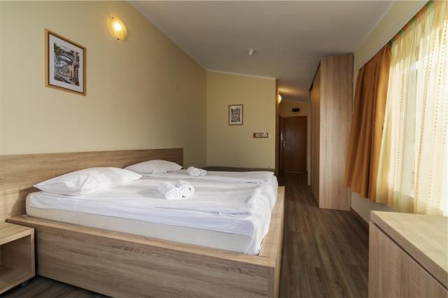 room 5th floor balcony 2.jpg