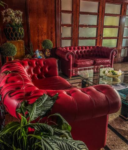 Lobby3.jpg