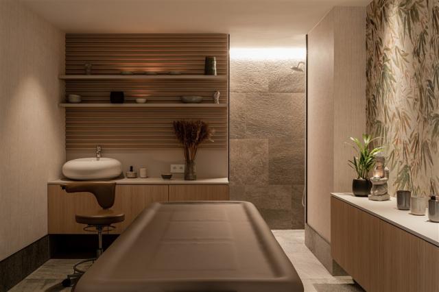 RRK_H2O_Spa_PNA5834-Edit.jpg