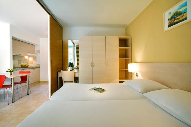 naturist-resort-solaris-apartment-3.jpg