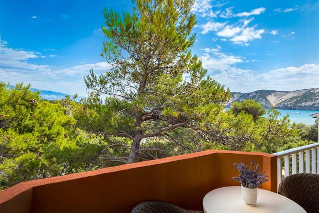 Objekti_Rab_ResortSanMarino_VeliMel_V4_rooms_veli-mel-hotel-tri