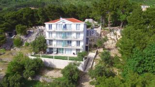 Villa Issea