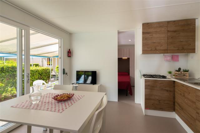 Garda Suite Deluxe soggiorno.jpg