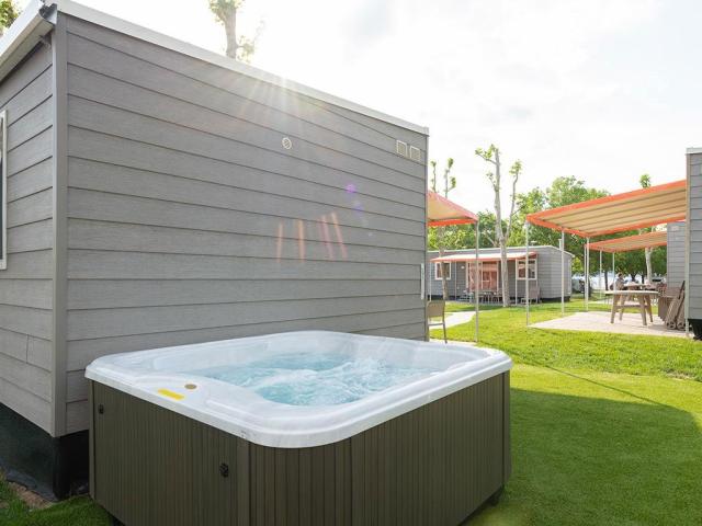 garda-prestige-jacuzzi02-1024x768.jpg