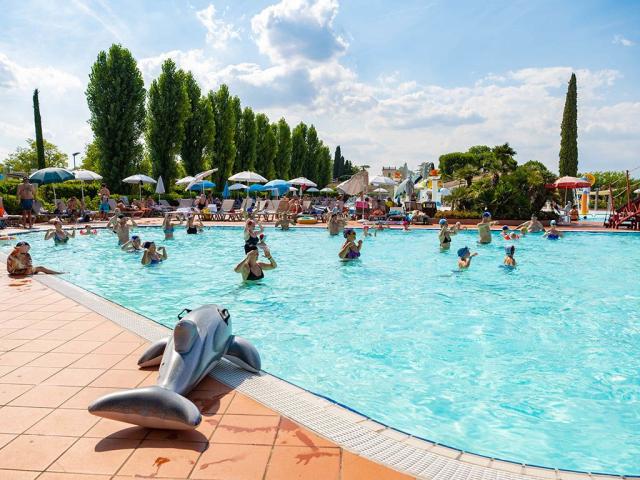 piscina01-1024x768.jpg