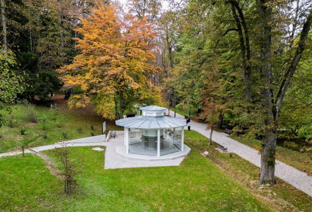 24_Thermal water fountain.jpg