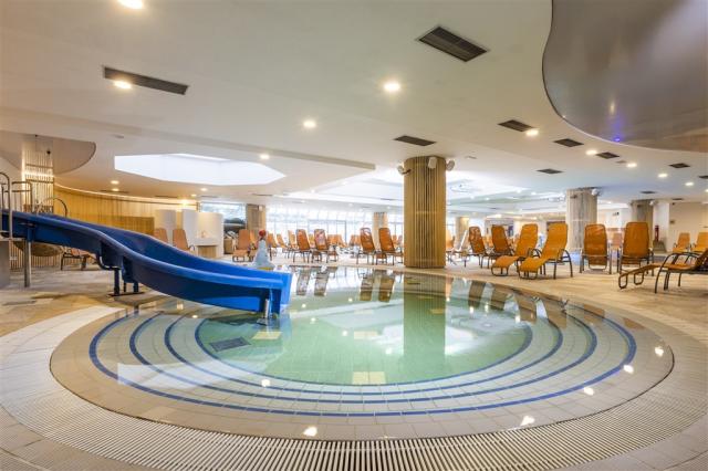 Indoor pool_07_Hotel Livada Prestige_T3000_122021_BDobrin.jpg