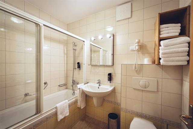 OneBedroomApp_07.jpeg